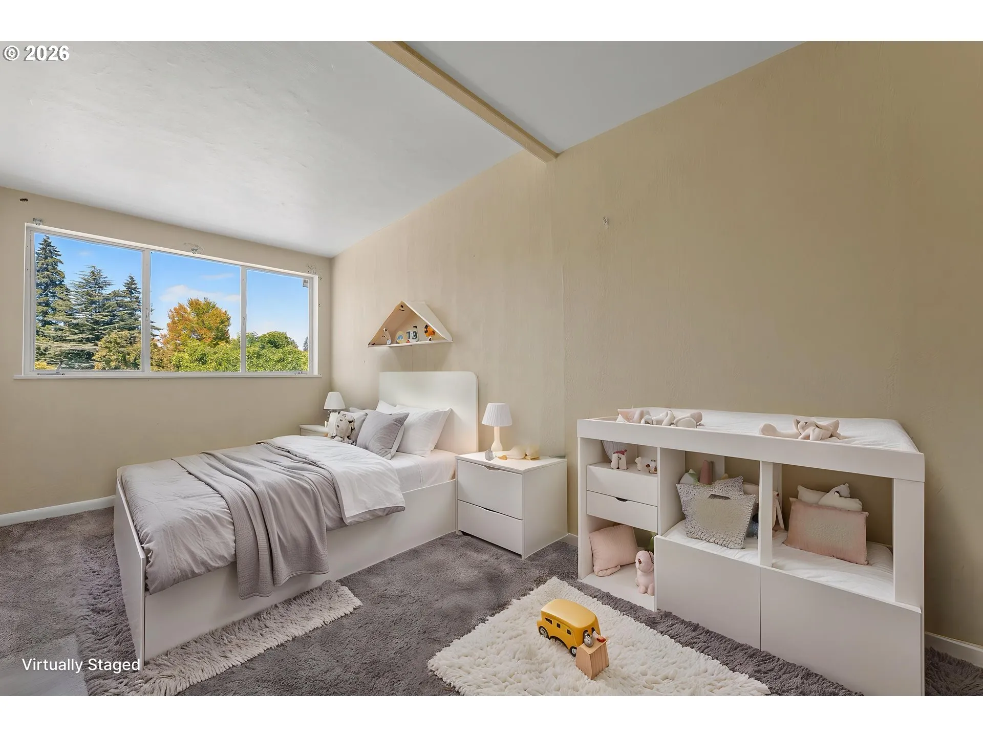 Bedroom-Upper