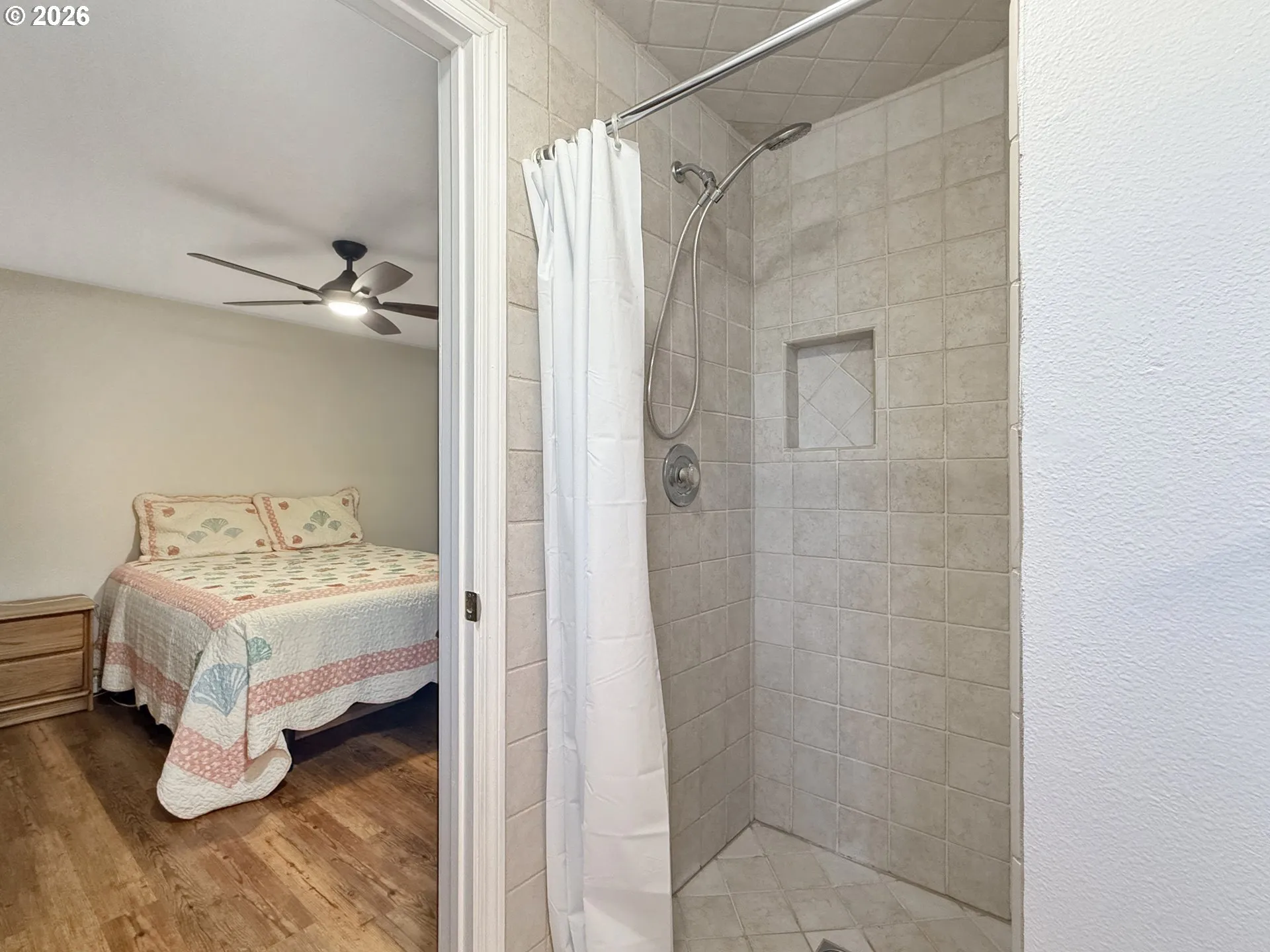 Bathroom, Attached