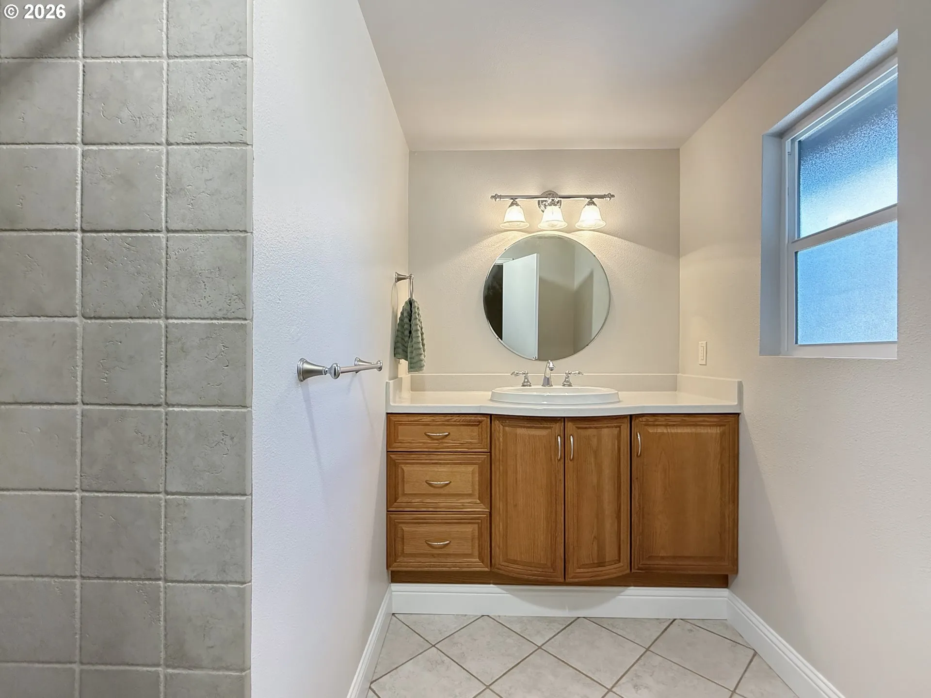 Bathroom, Attached