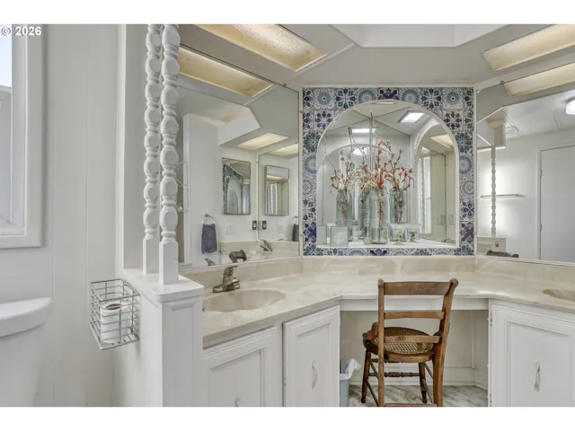 Bathroom, Attached-Double Sinks