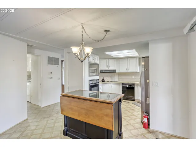 Kitchen-Island