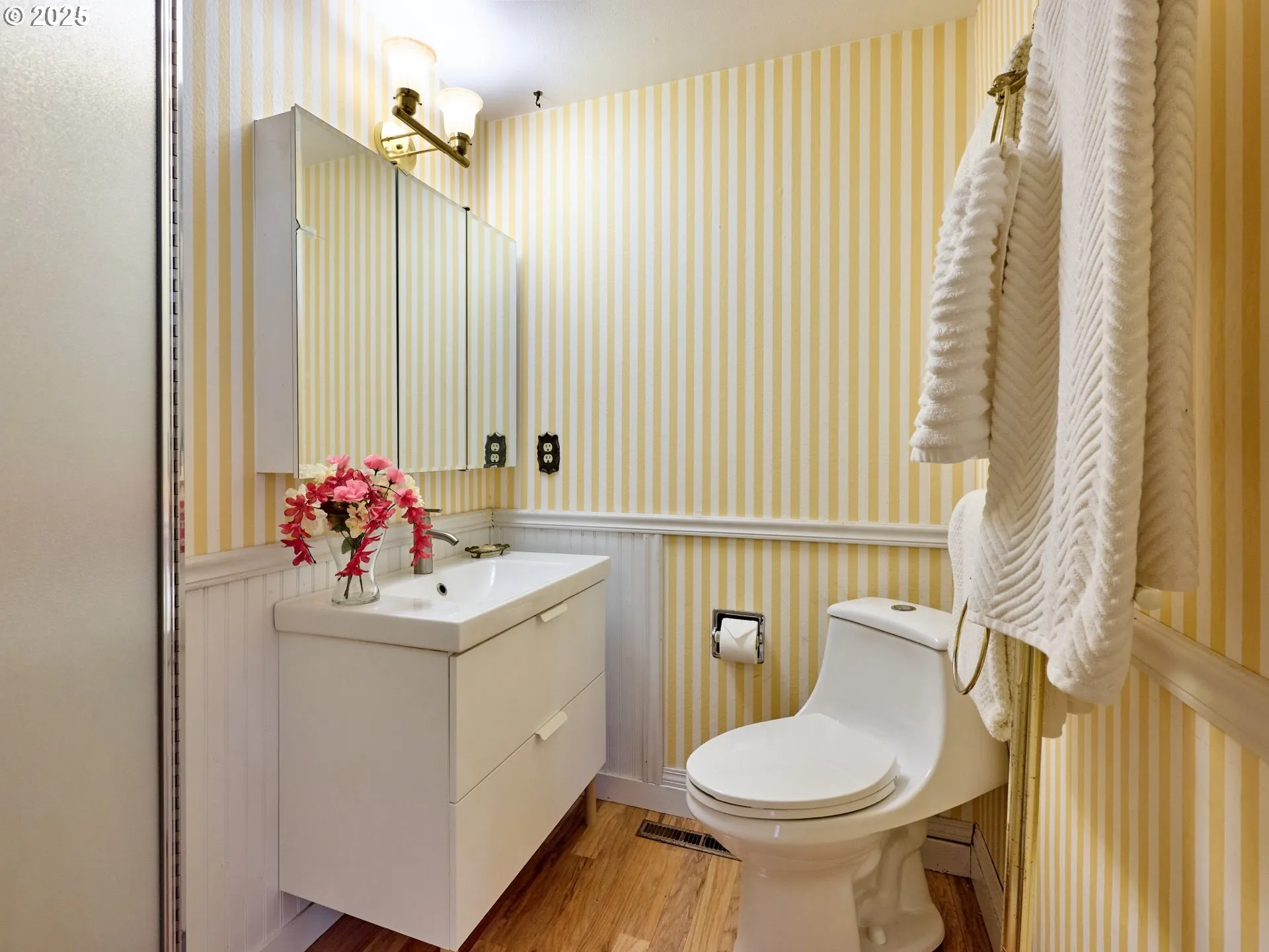 Primary Bedroom-Attached Bathroom