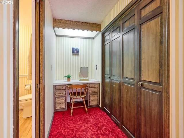 Primary Bedroom-Main