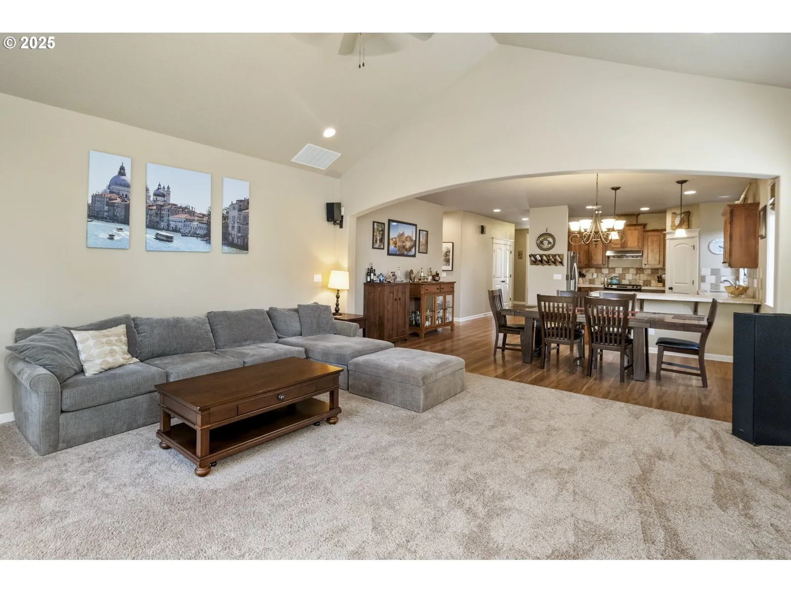 Living Room/Dining Room