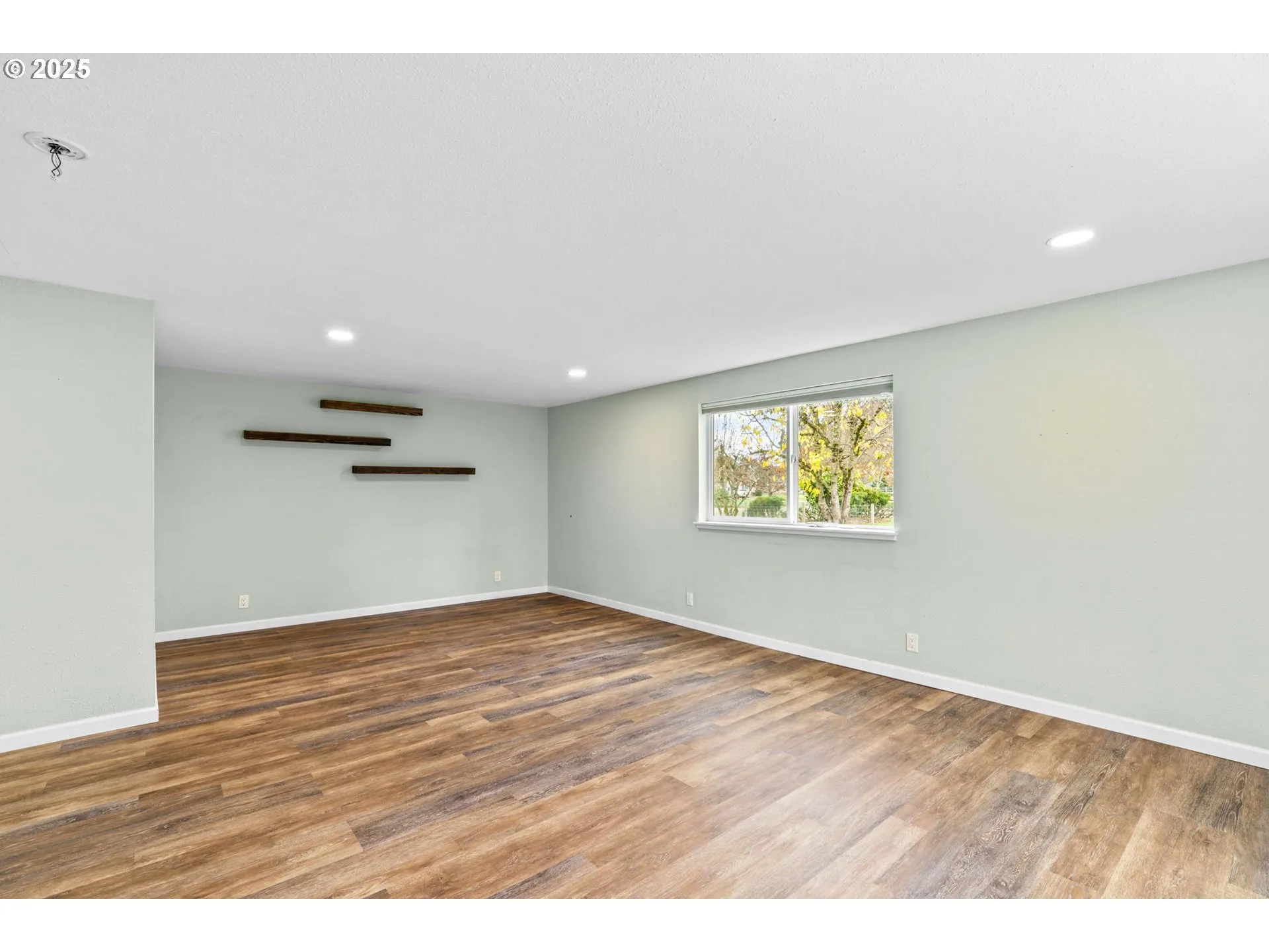 Bedroom, Primary-Walk-In Closet