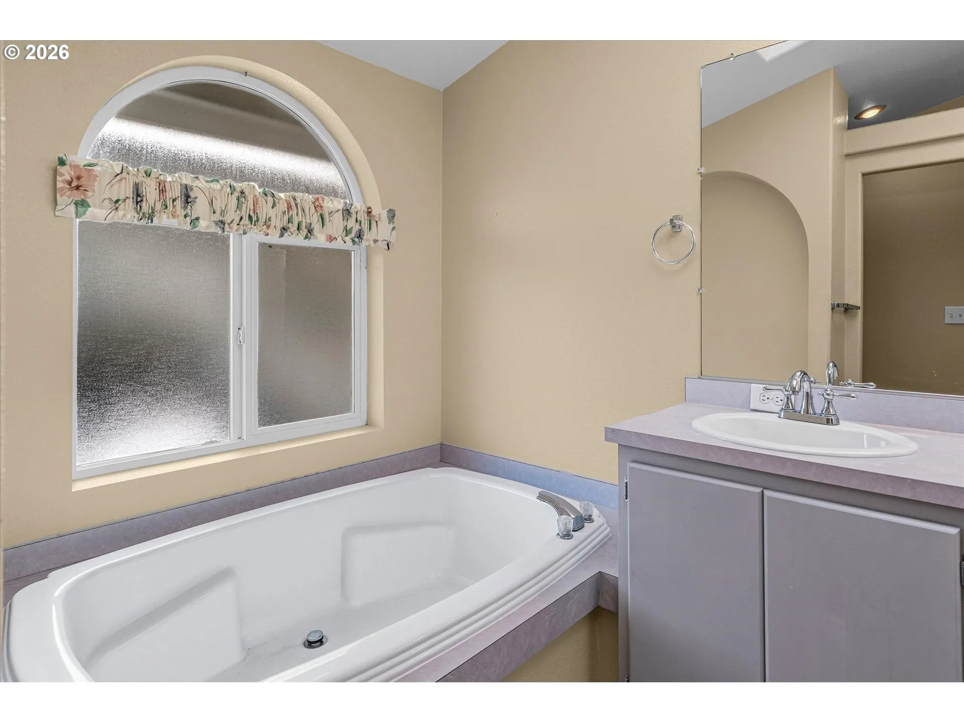 Primary Bedroom-Attached Bathroom