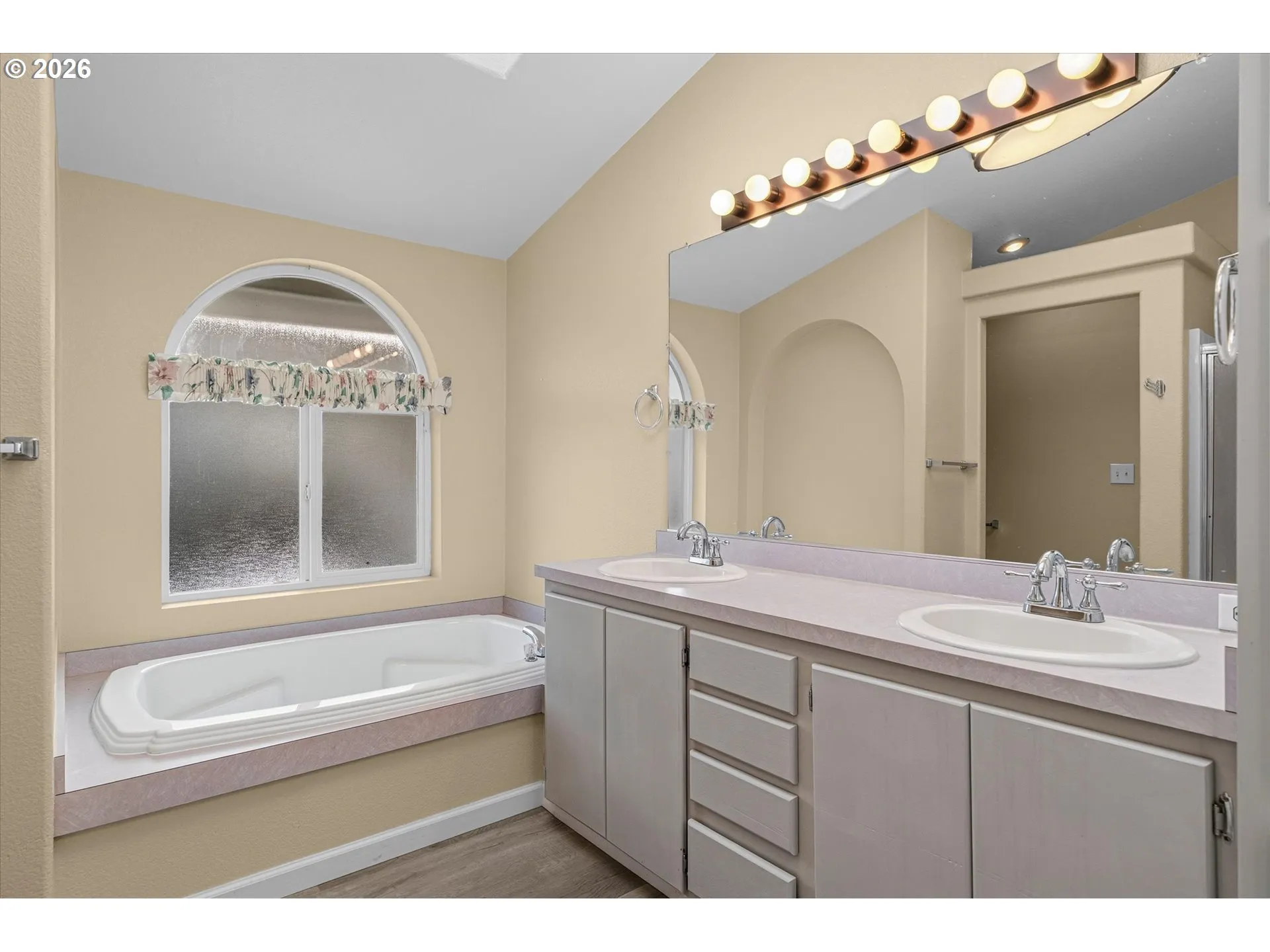 Primary Bedroom-Attached Bathroom