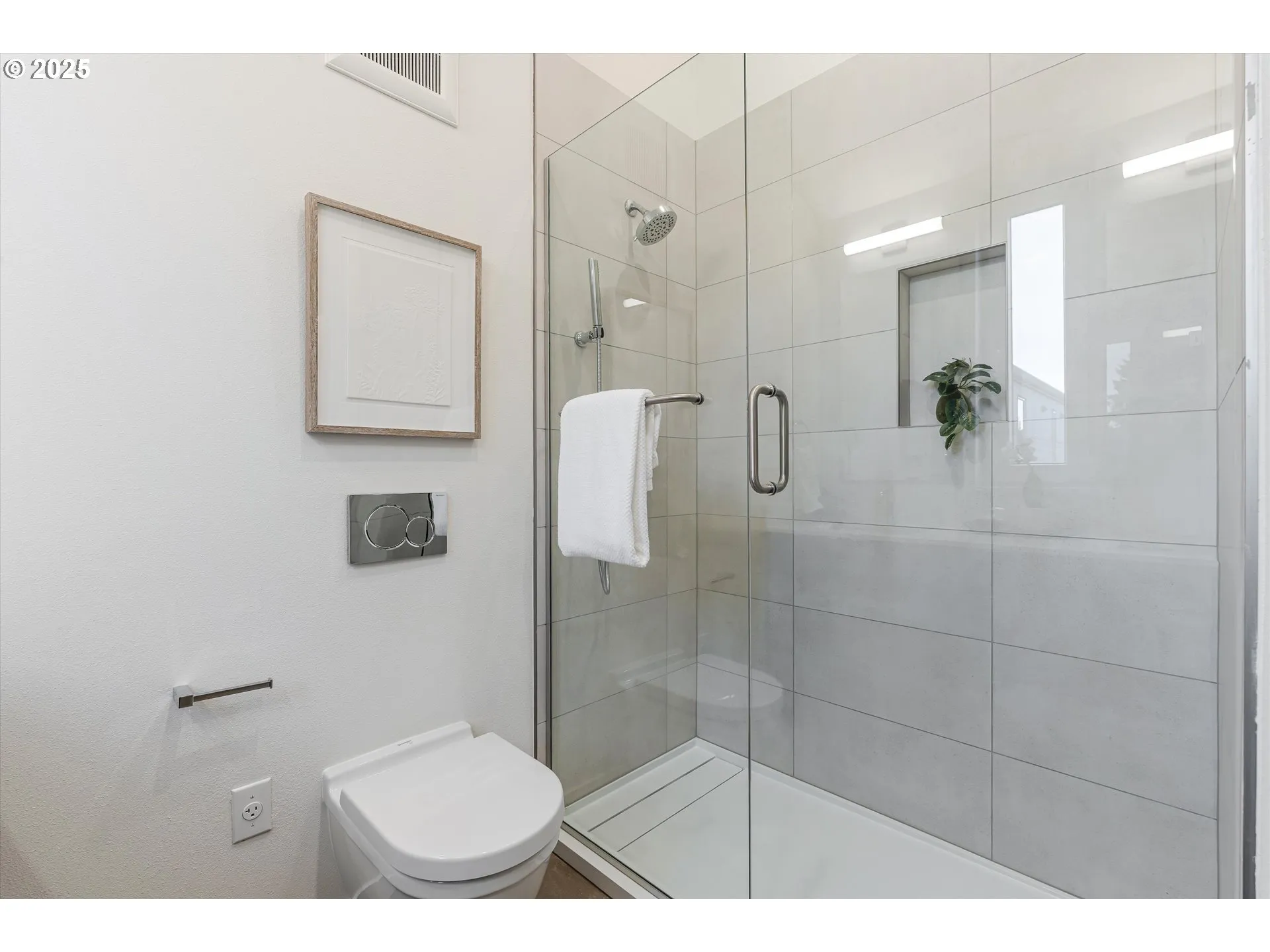 Bathroom-Upper