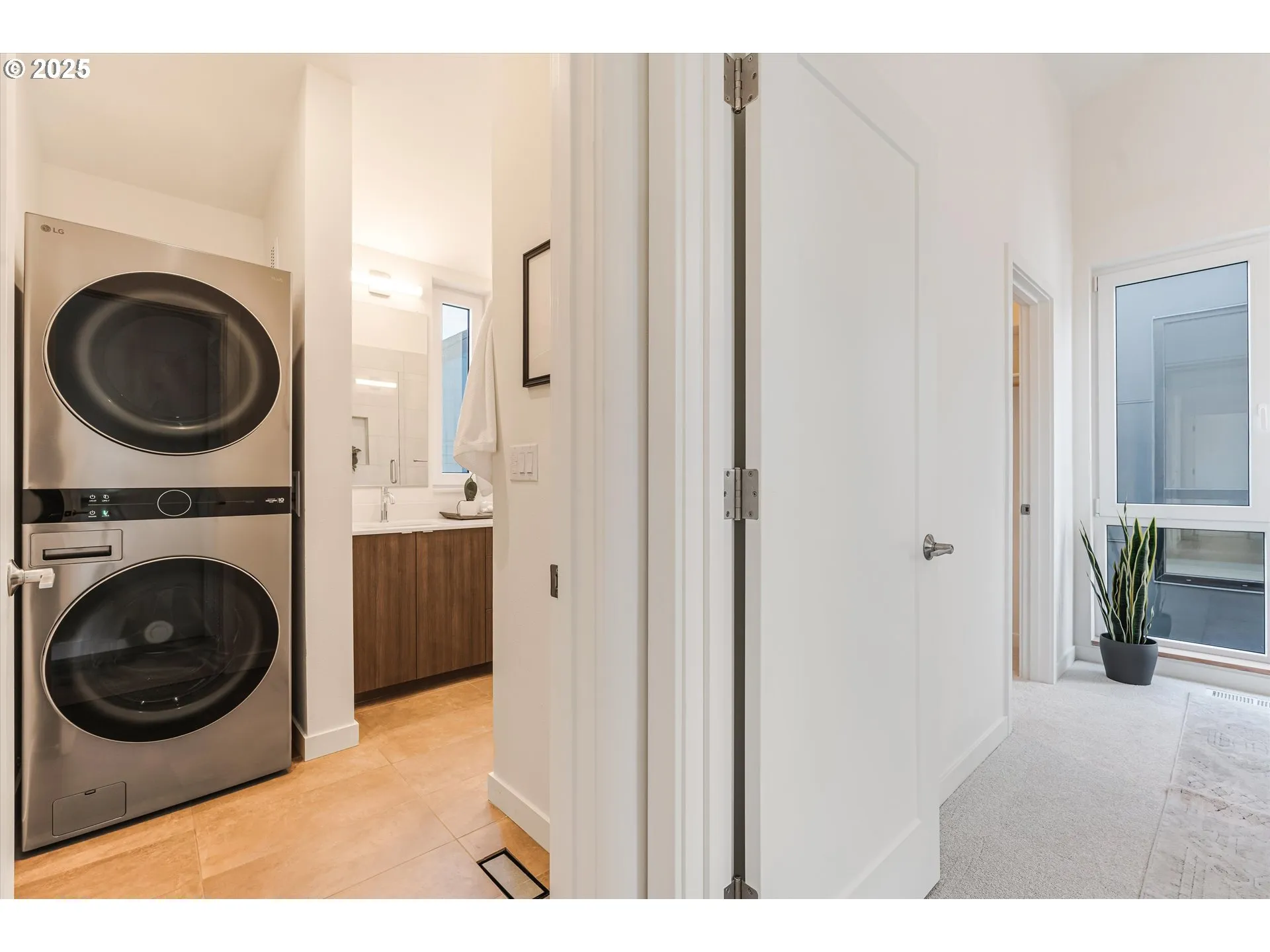 Laundry-Upper