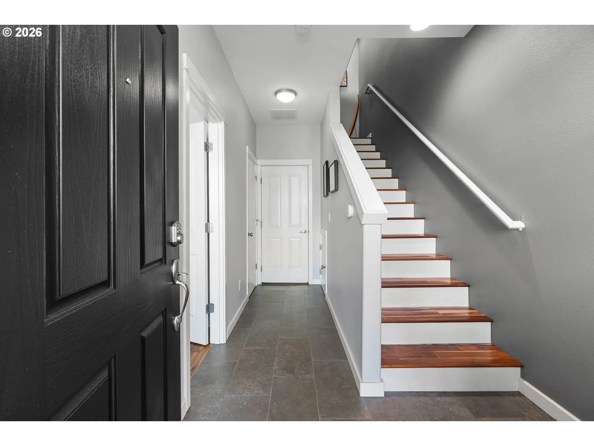 Entrance/Foyer