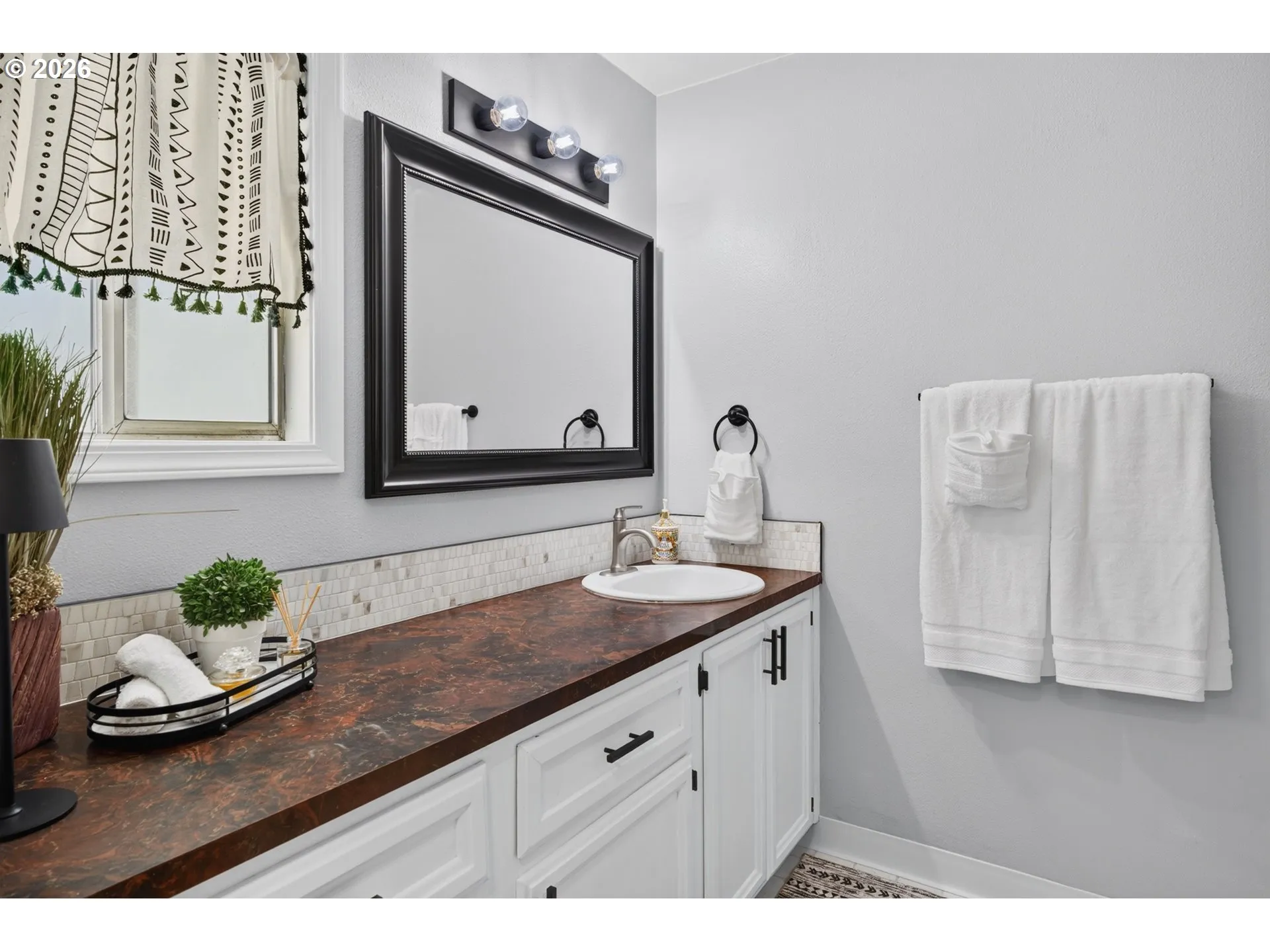 Primary Bedroom-Walk-In Closet