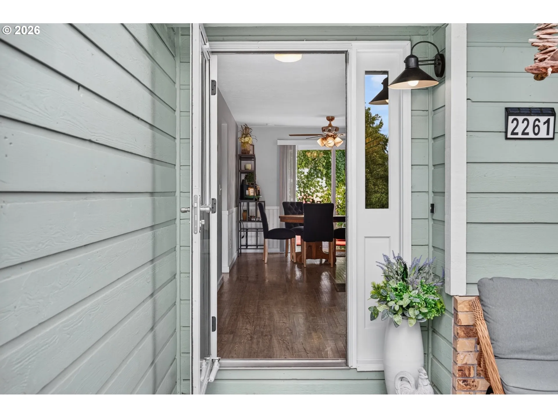 Entrance/Foyer