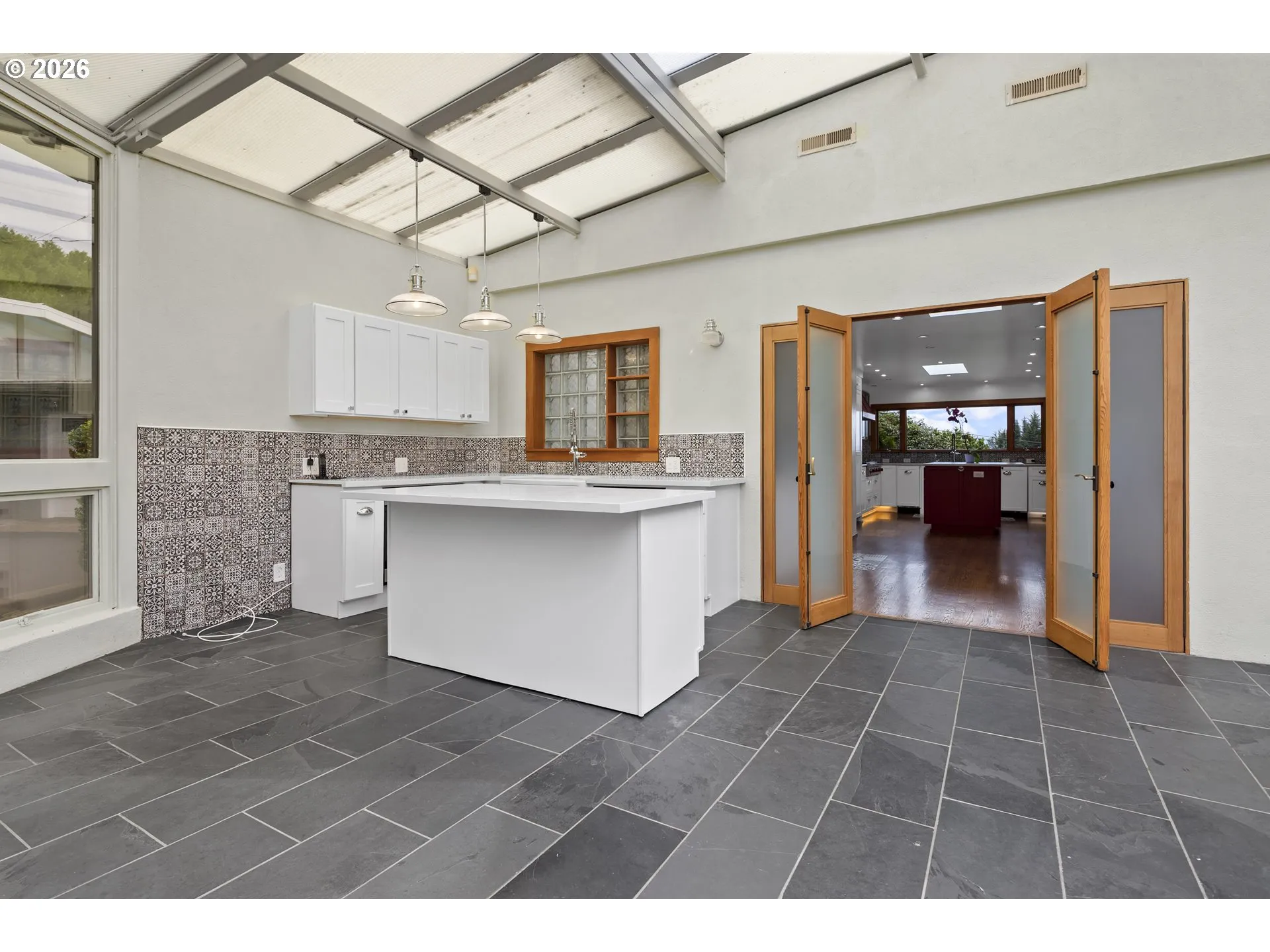Kitchen/Outside