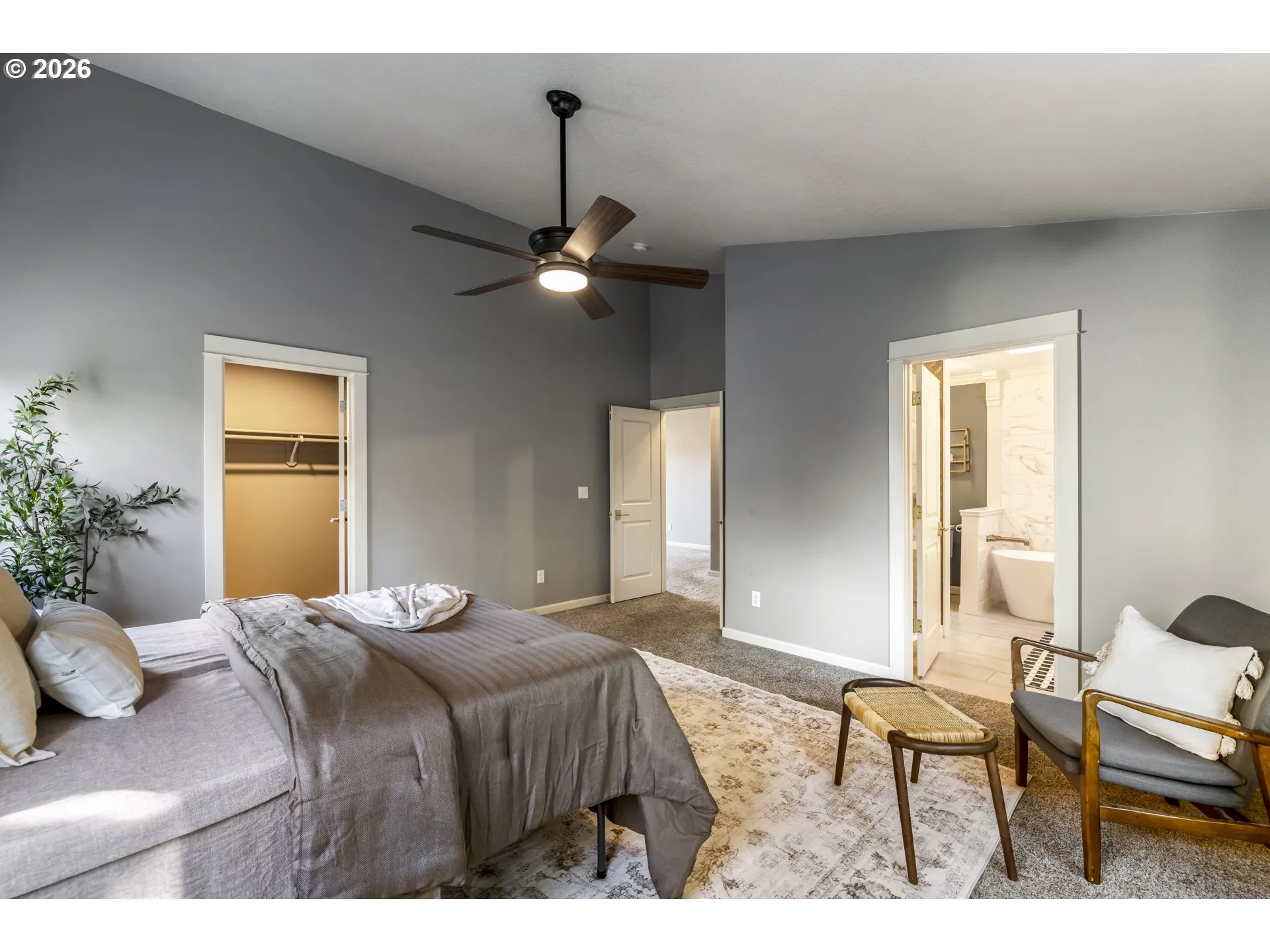Bedroom, Primary-Ceiling Fan