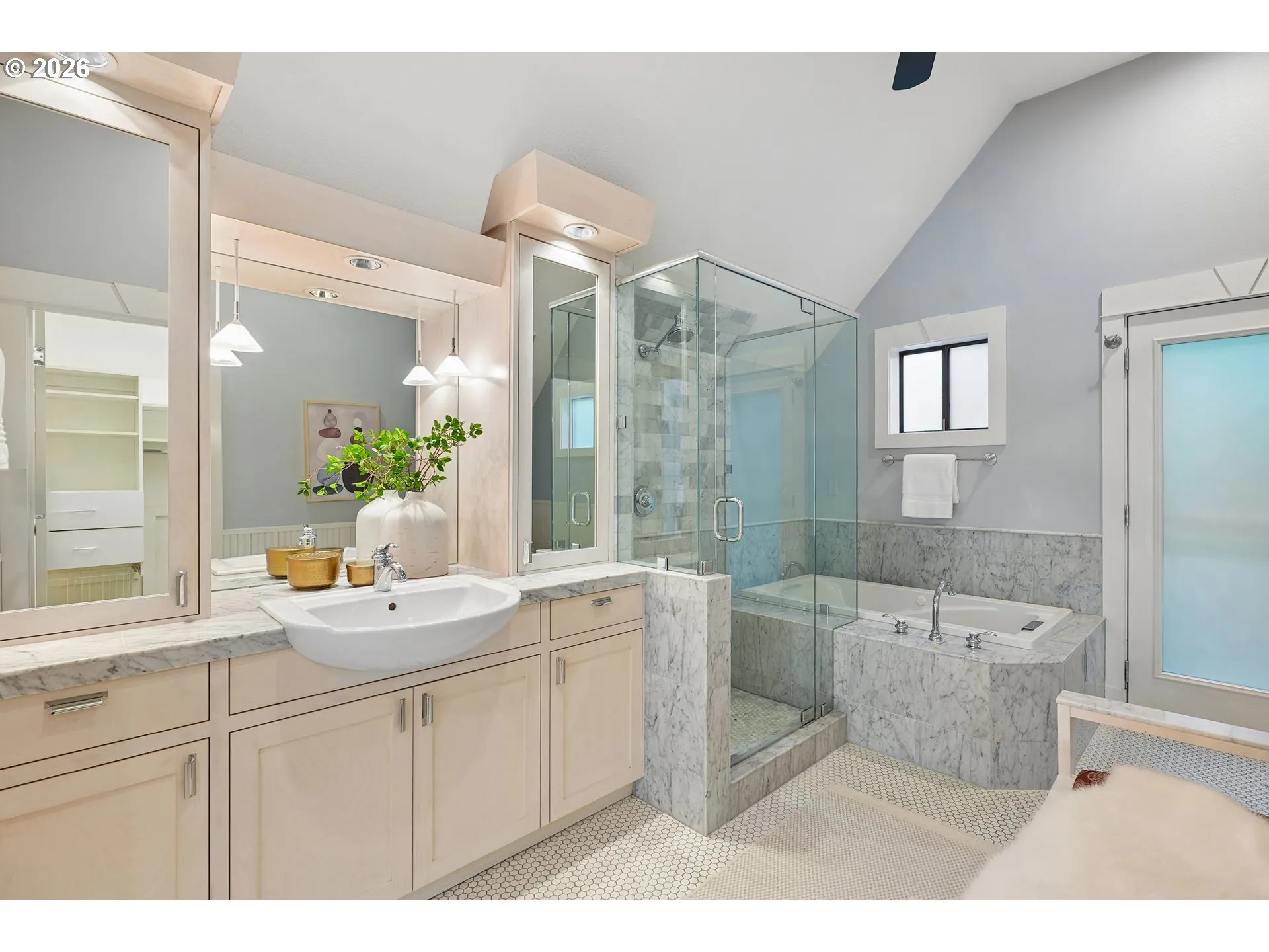 Owner's Suite Bathroom