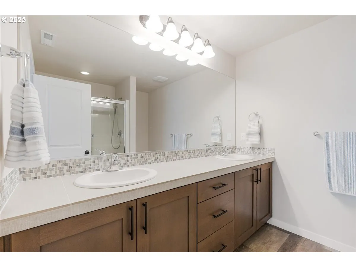 Bathroom, Attached-Walk in Shower