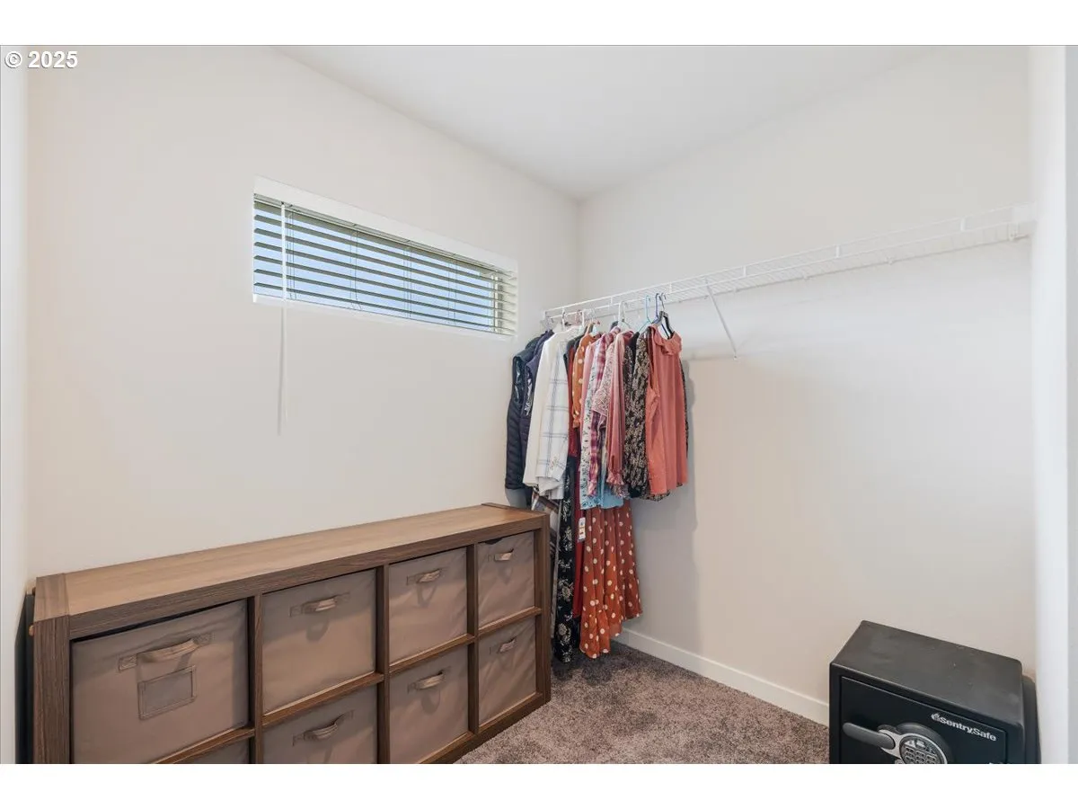 Bedroom, Primary-Walk-In Closet