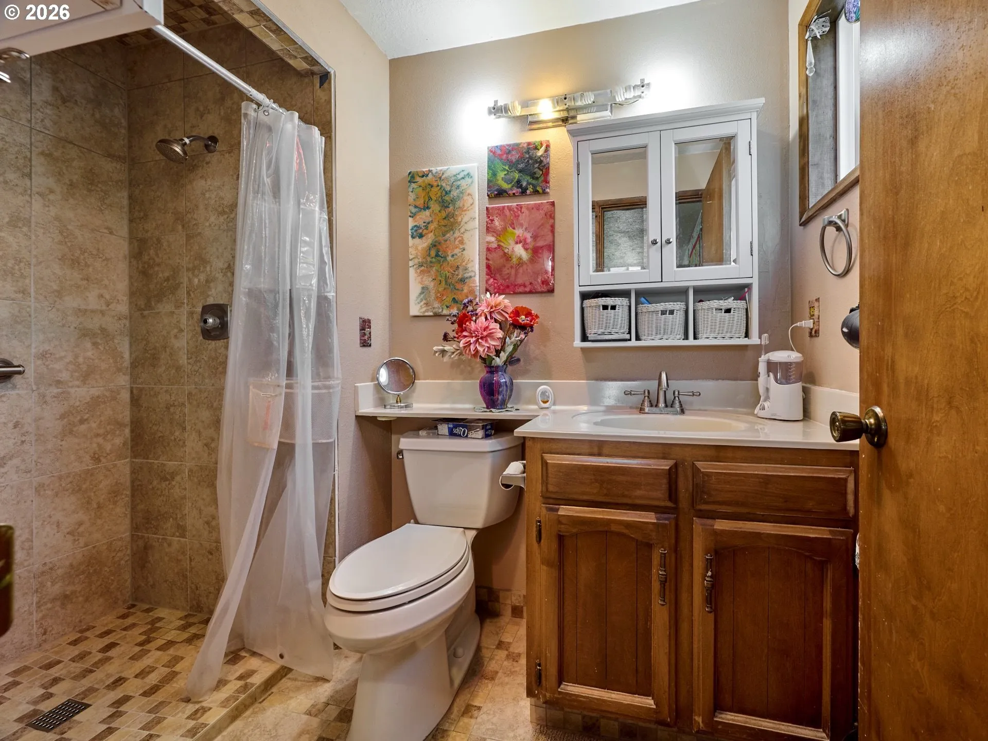 Bathroom, Attached