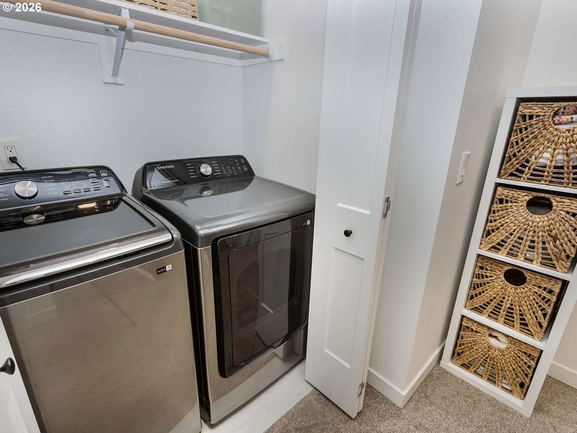 Laundry-Upper