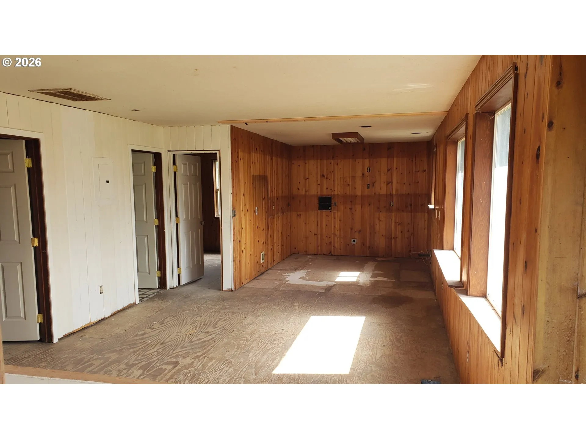Kitchen/Dining Room-Upper