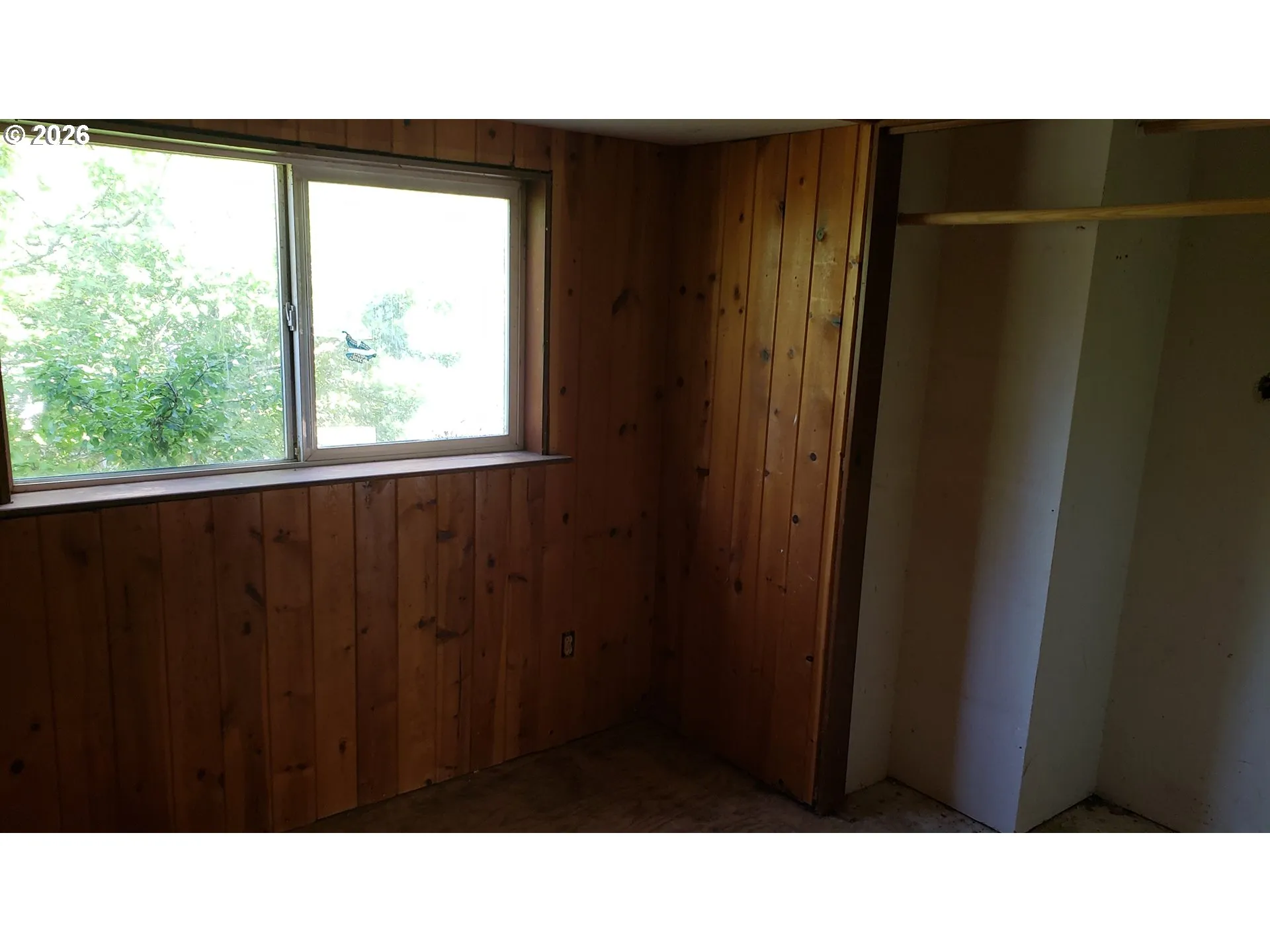 Bedroom-Upper