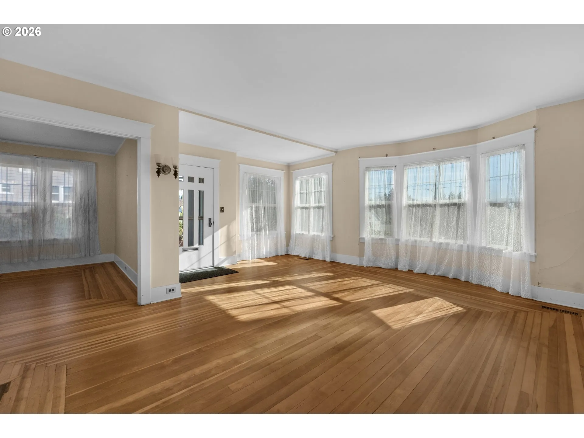 Living Room/Dining Room