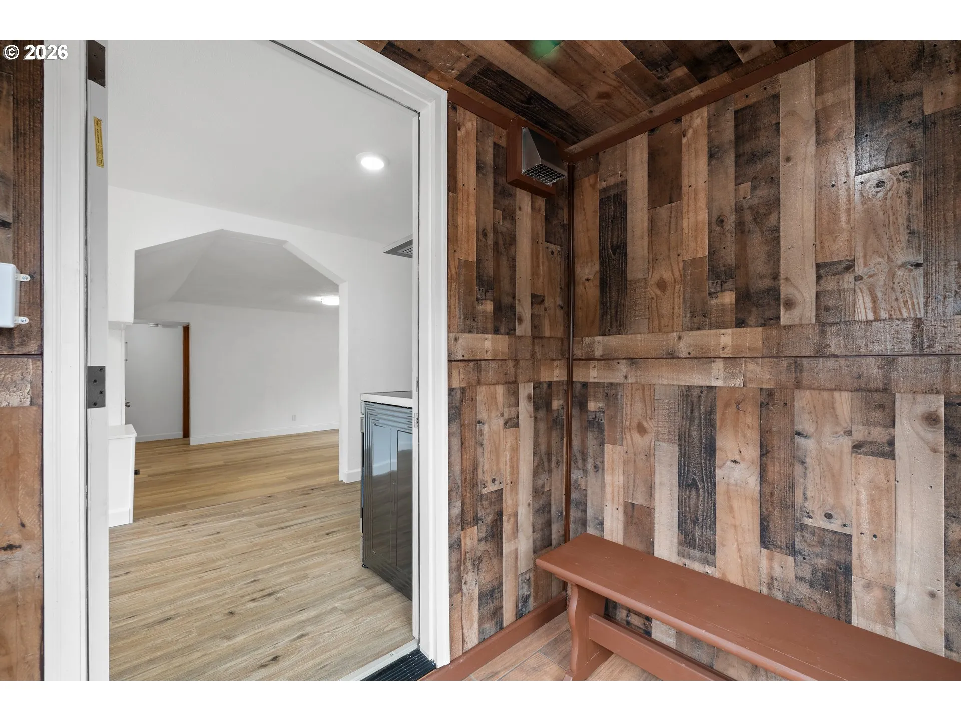 Entrance/Foyer