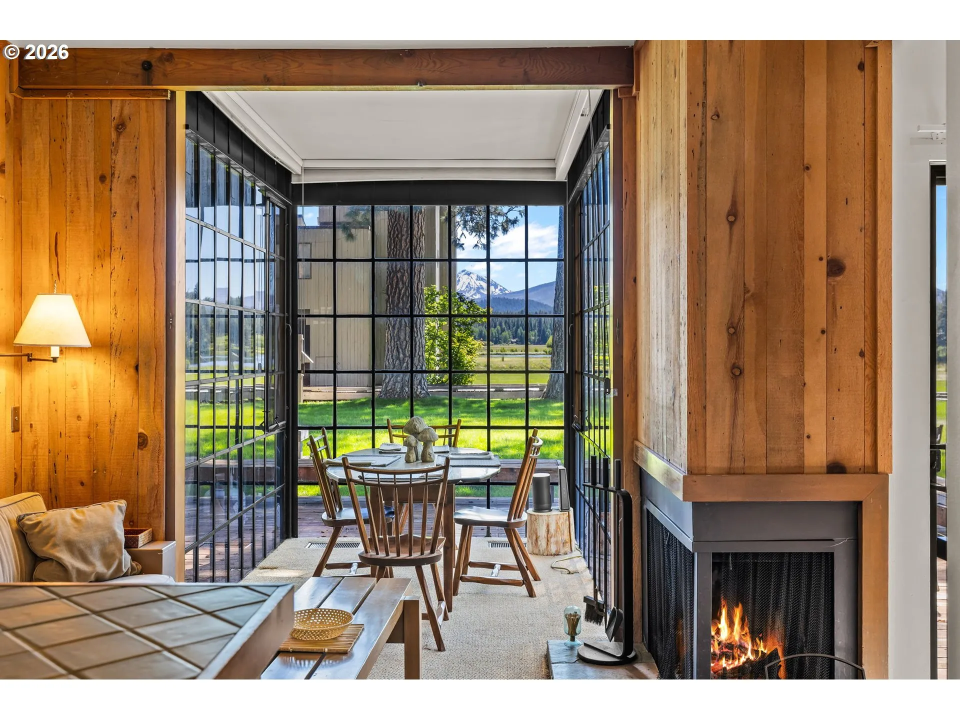 Living Room/Dining Room