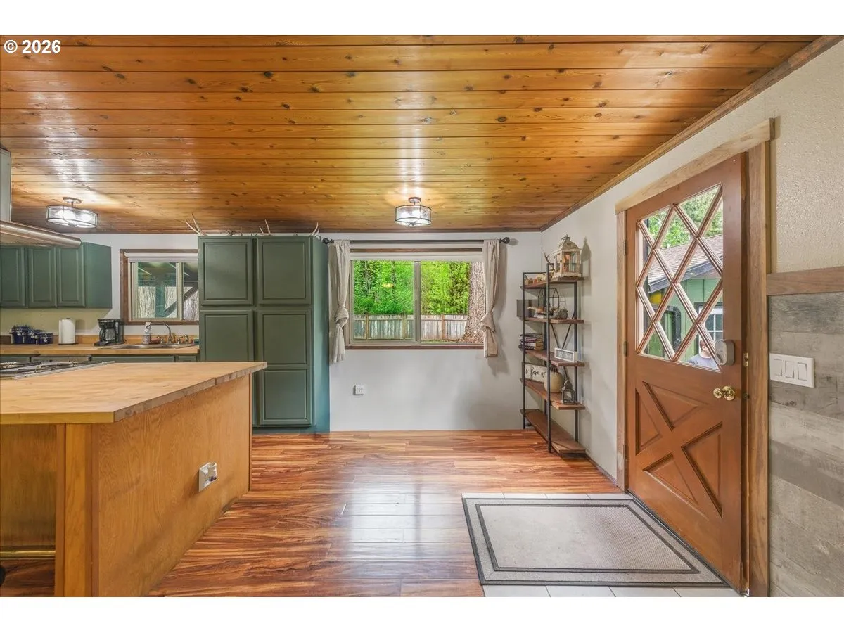 Entrance/Foyer