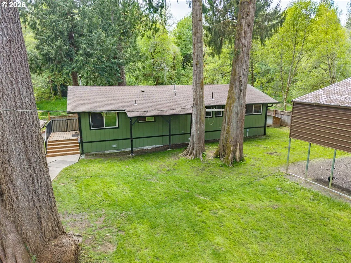 Yard-Fenced