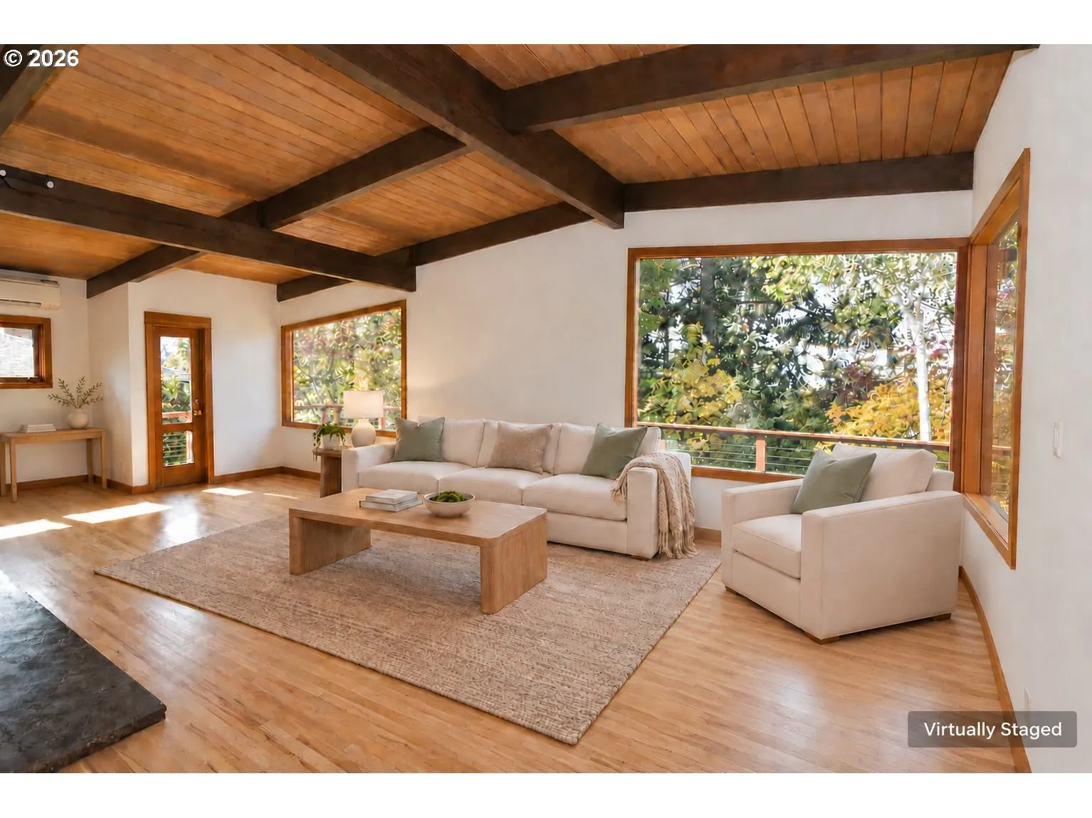 Living Room-Fireplace