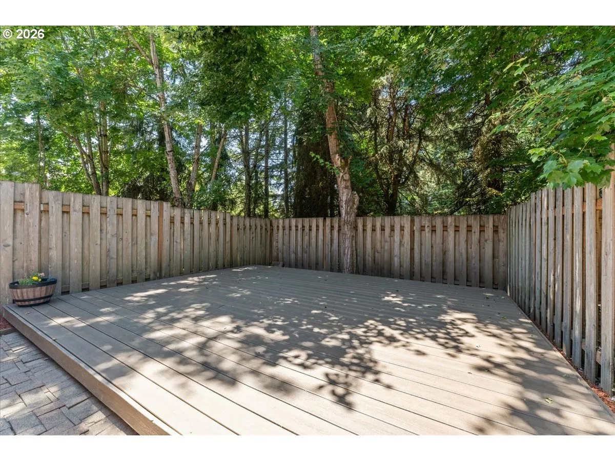 Deck-Lower