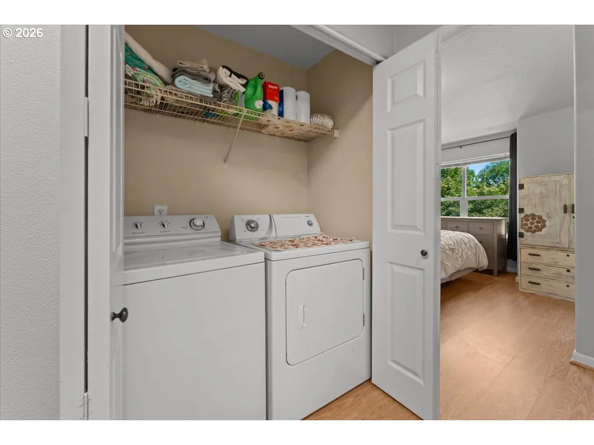 Laundry-Upper