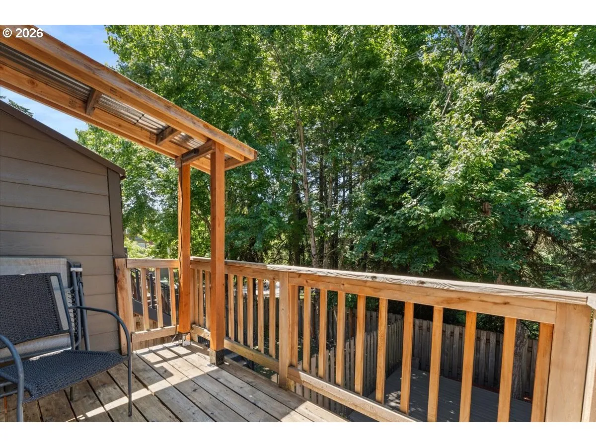 Deck-Upper