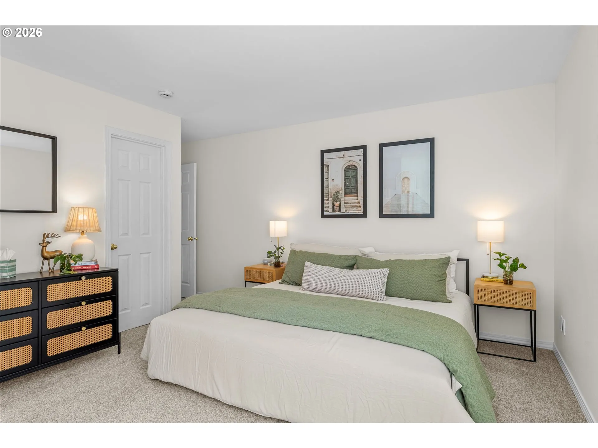 Bedroom, Primary