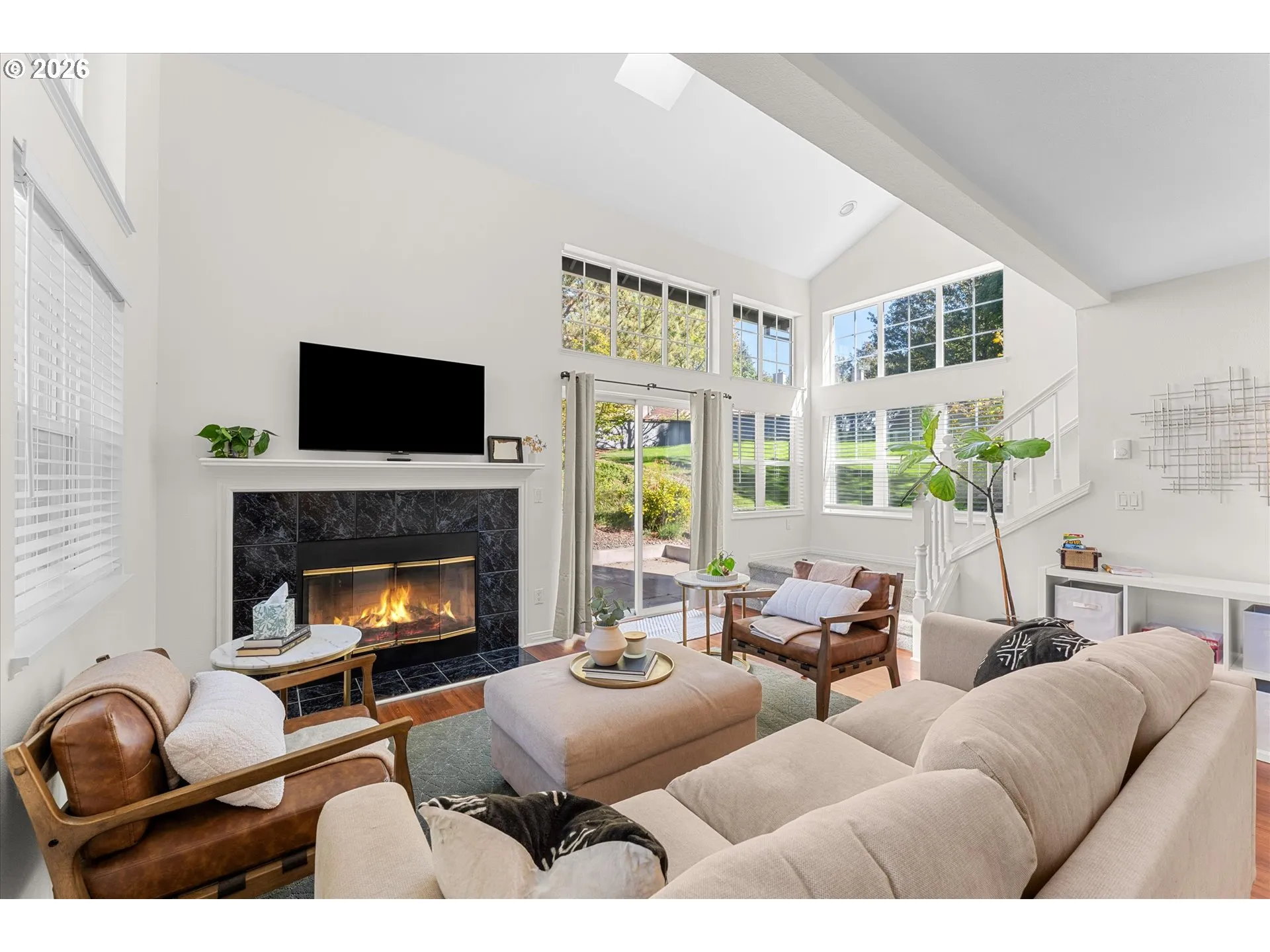 Living Room-Vaulted Ceilings
