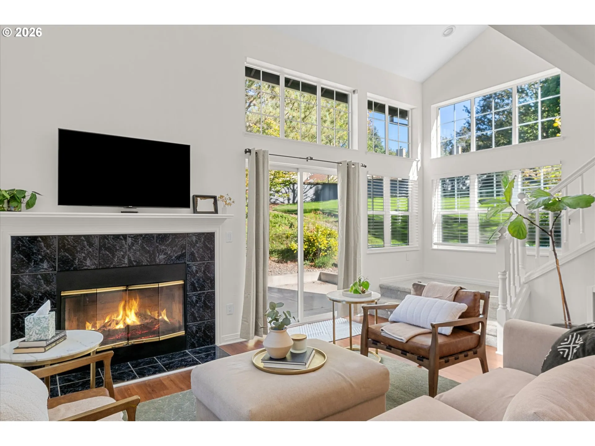 Living Room-Fireplace