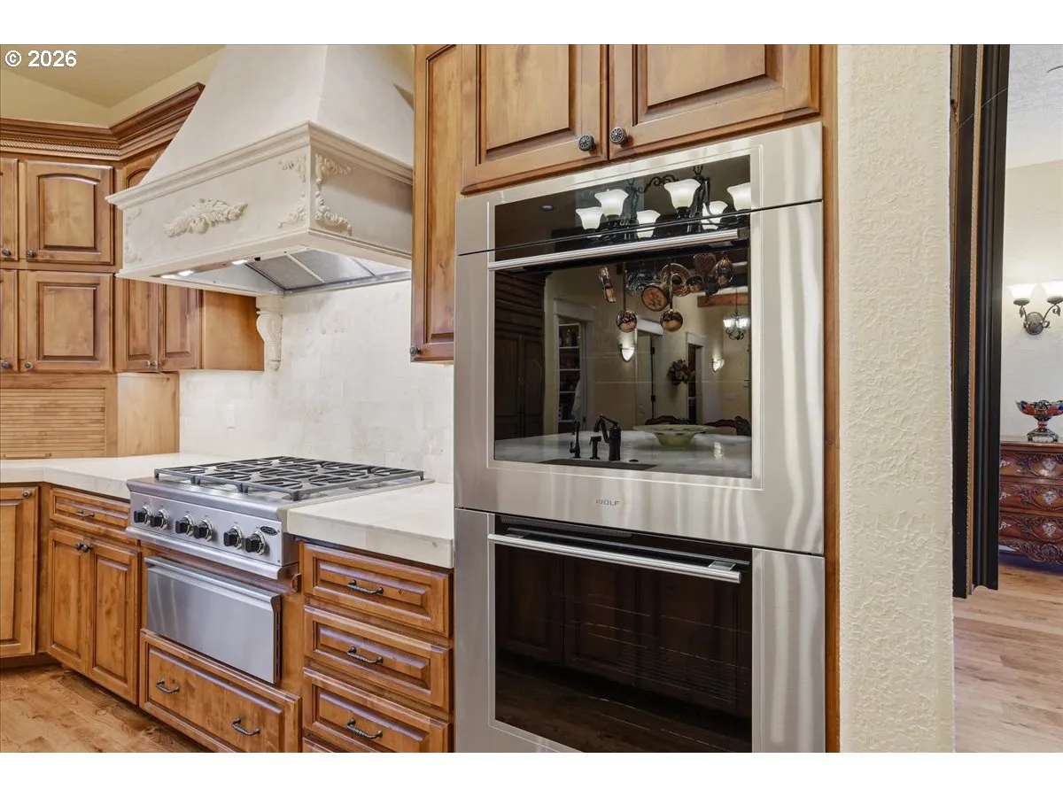Kitchen-Oven