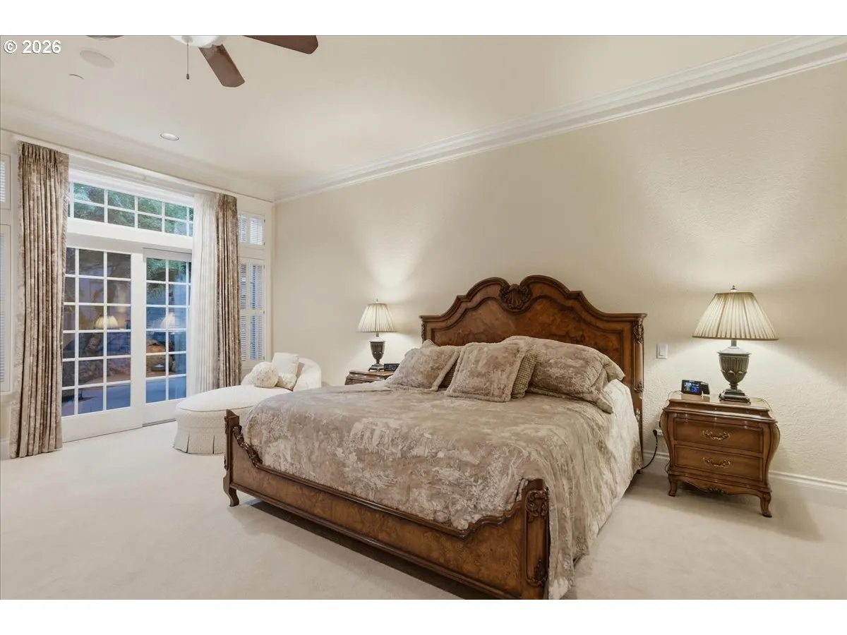 Bedroom, Owner's Suite
