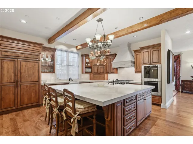 Kitchen-Island