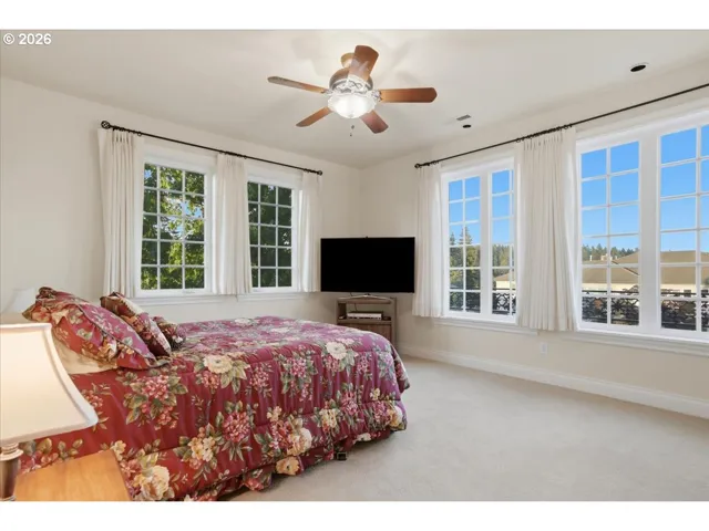 Bedroom-Ceiling Fan