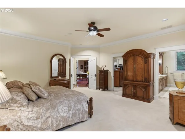 Bedroom, Owner's Suite