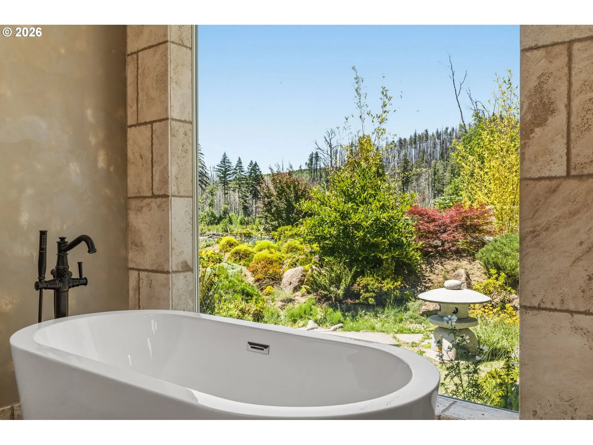 Owner's Suite Bathroom-Garden Tub