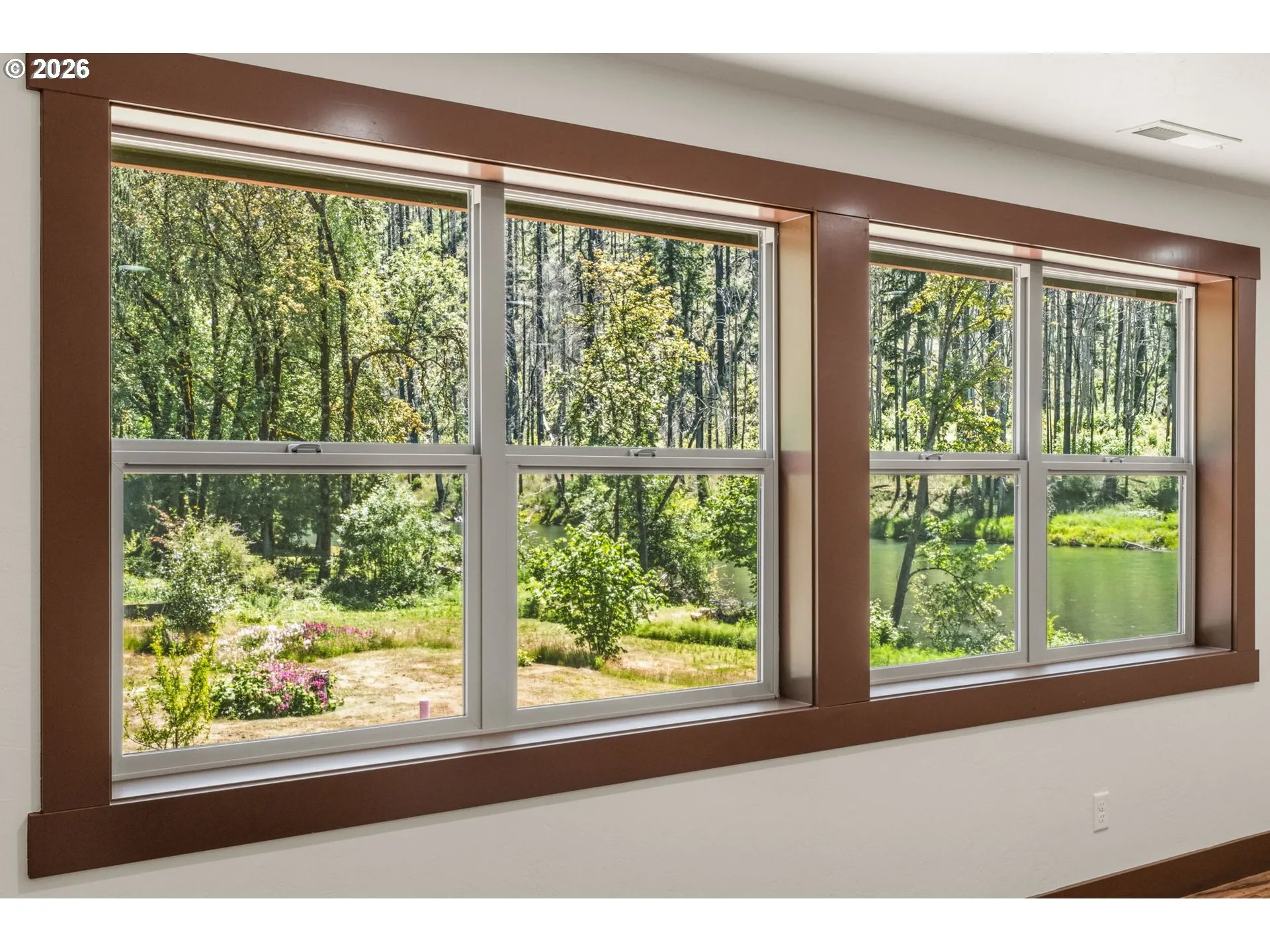 Bonus Room-Upper