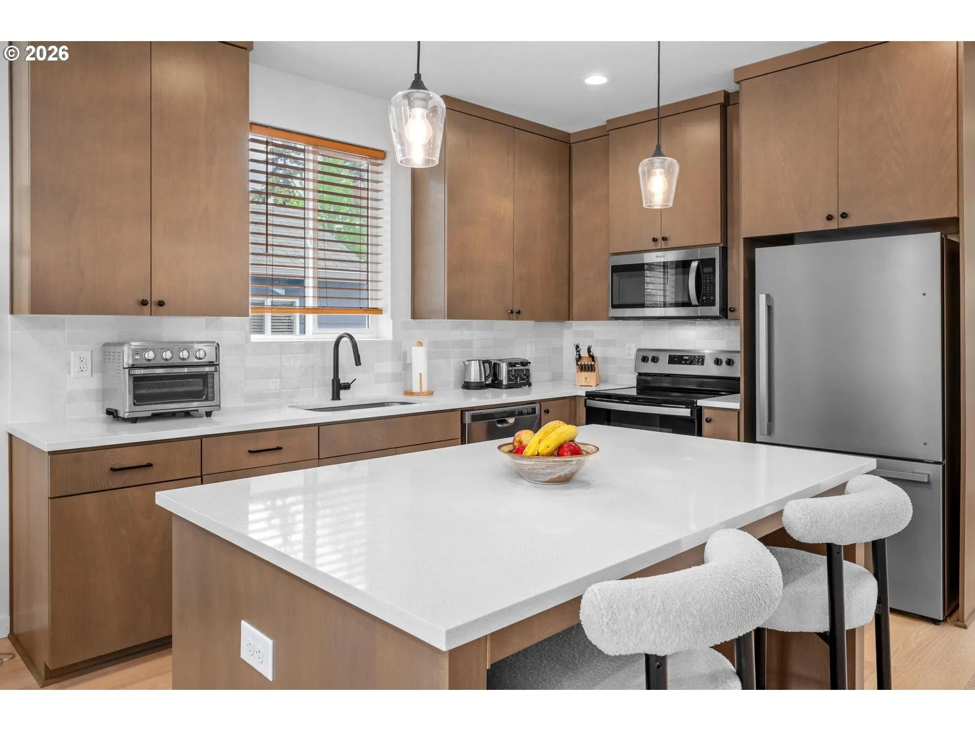 Kitchen-Eating Area