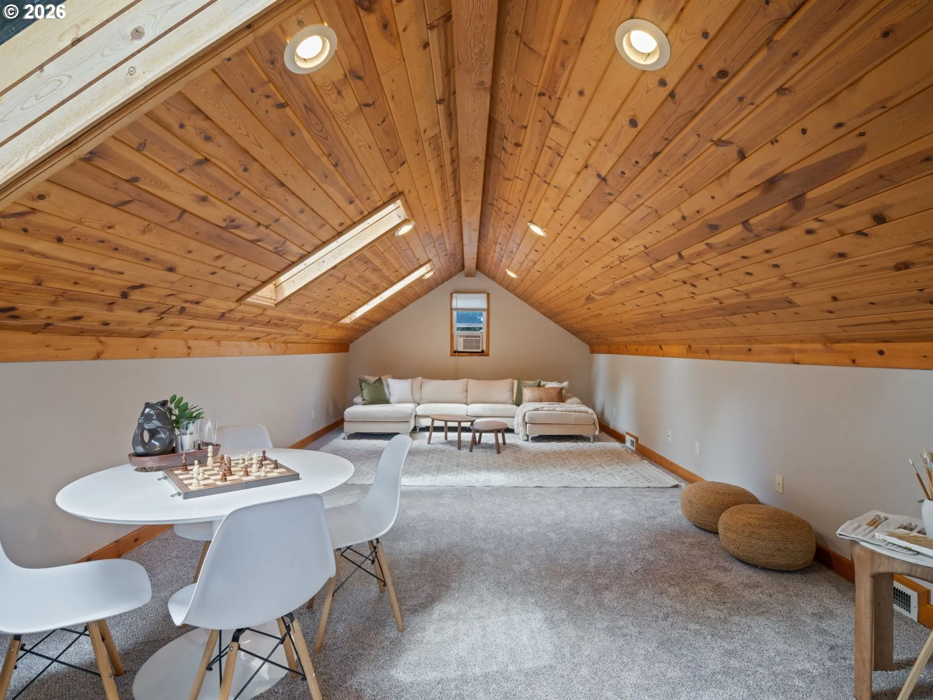 Bonus Room-Upper