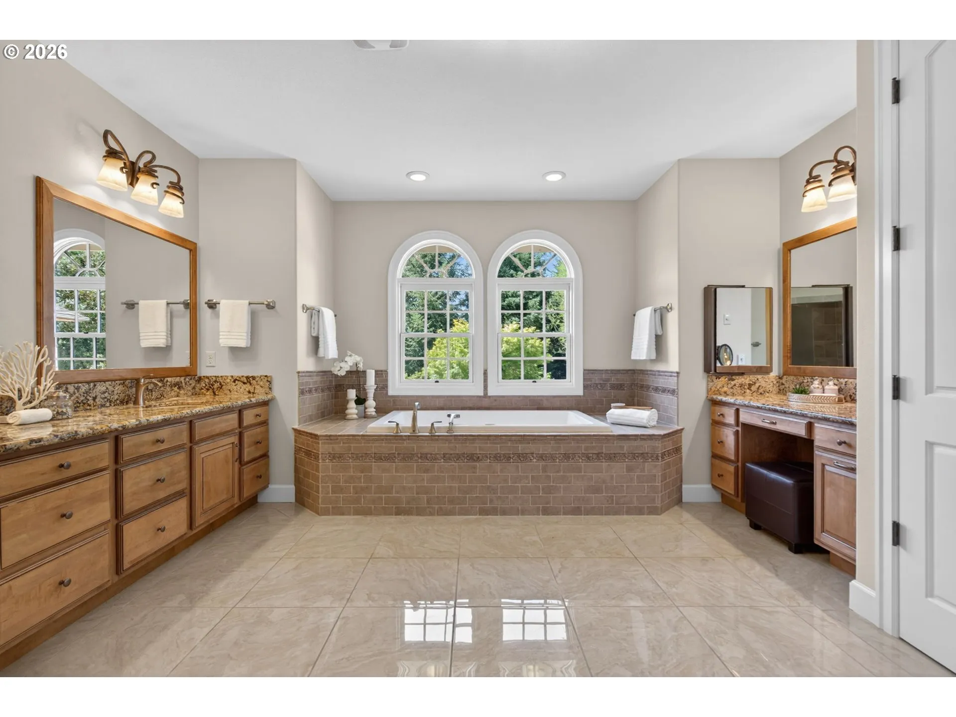 Primary Bedroom-Attached Bathroom