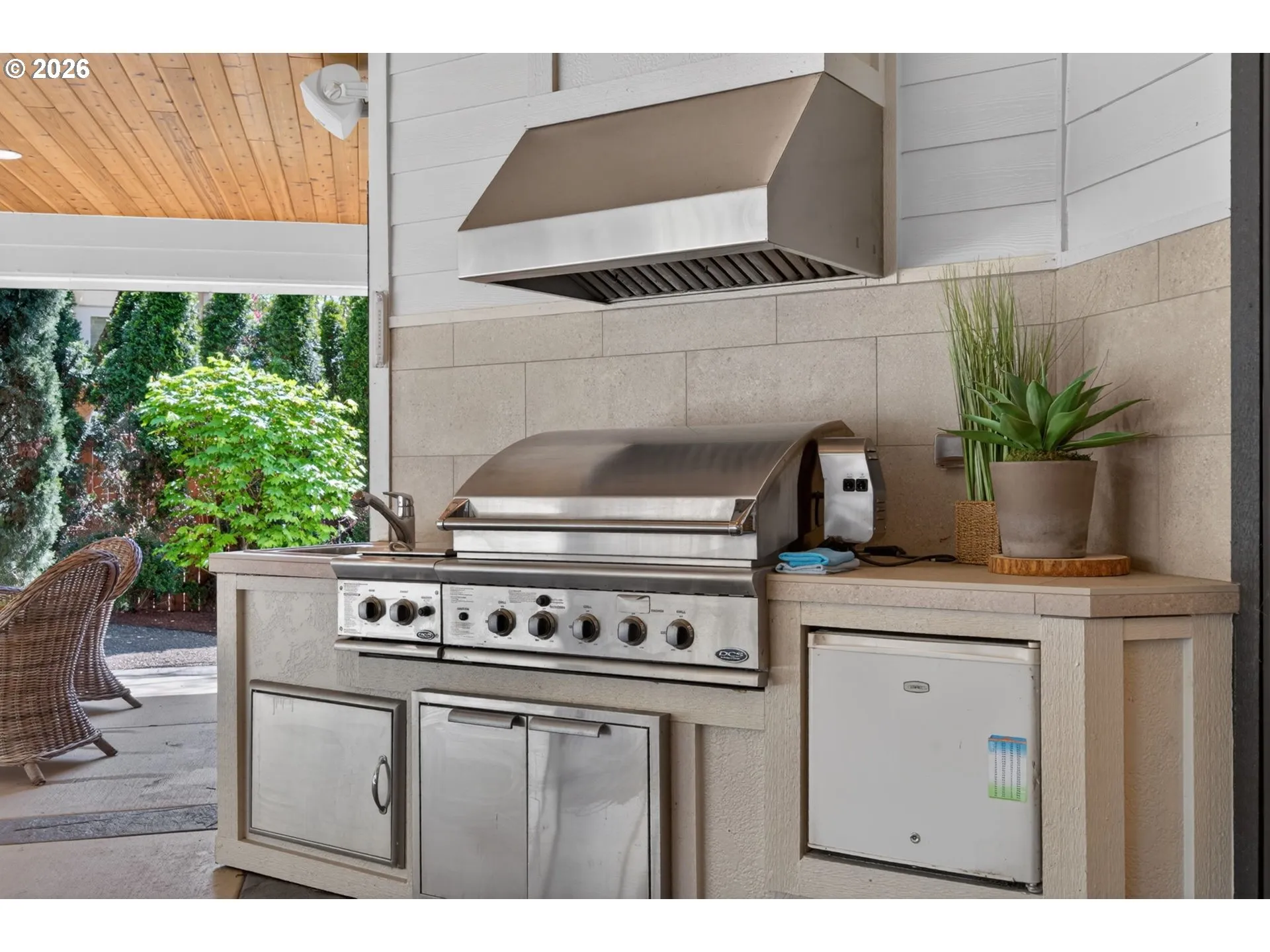 Kitchen/Outside