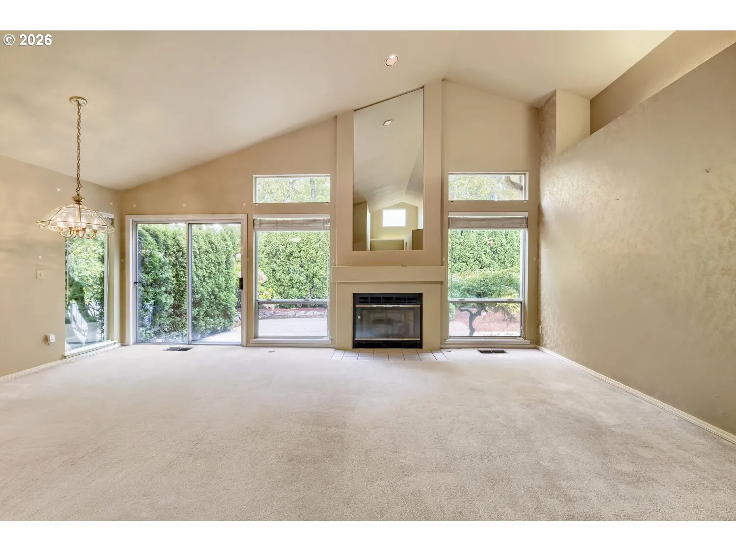 Living Room/Dining Room