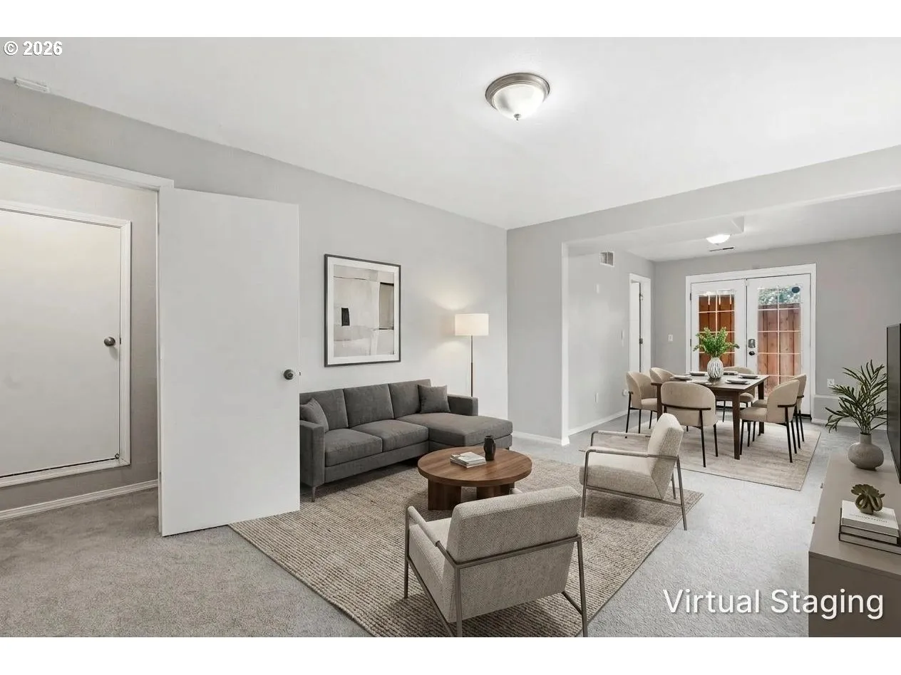 Family Room-Lower